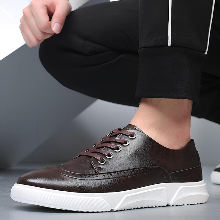 CLASSIC DAILY SNEAKERS