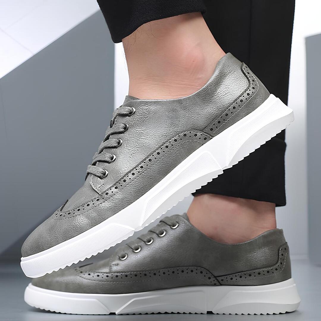 CLASSIC DAILY SNEAKERS