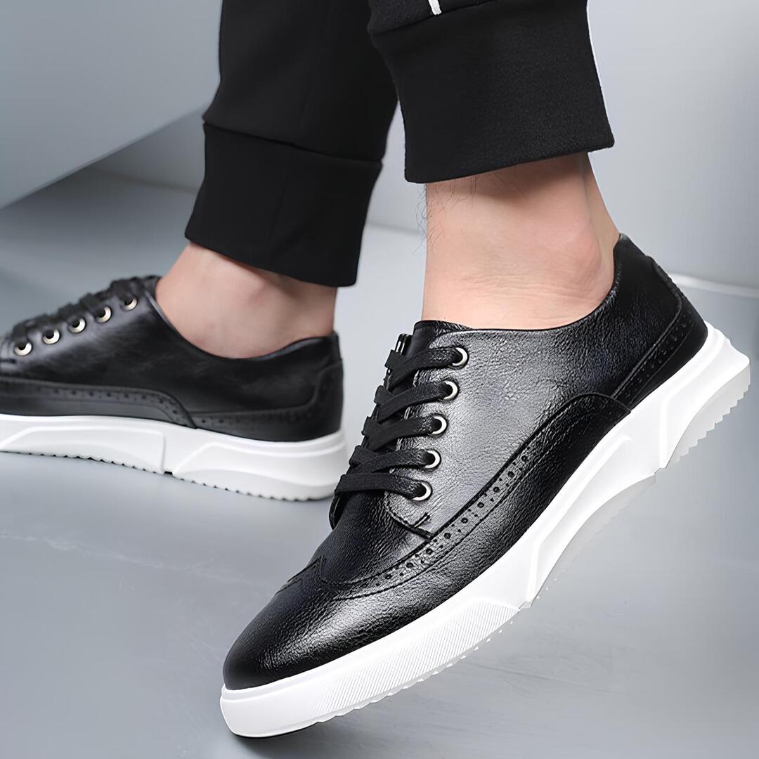 CLASSIC DAILY SNEAKERS